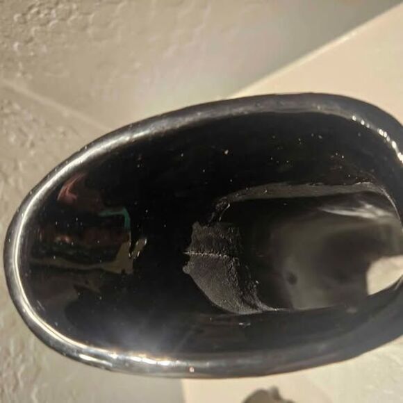 Made in India Heavy Water Flower Black Ceramic Pitcher 12" - Picture 7 of 7